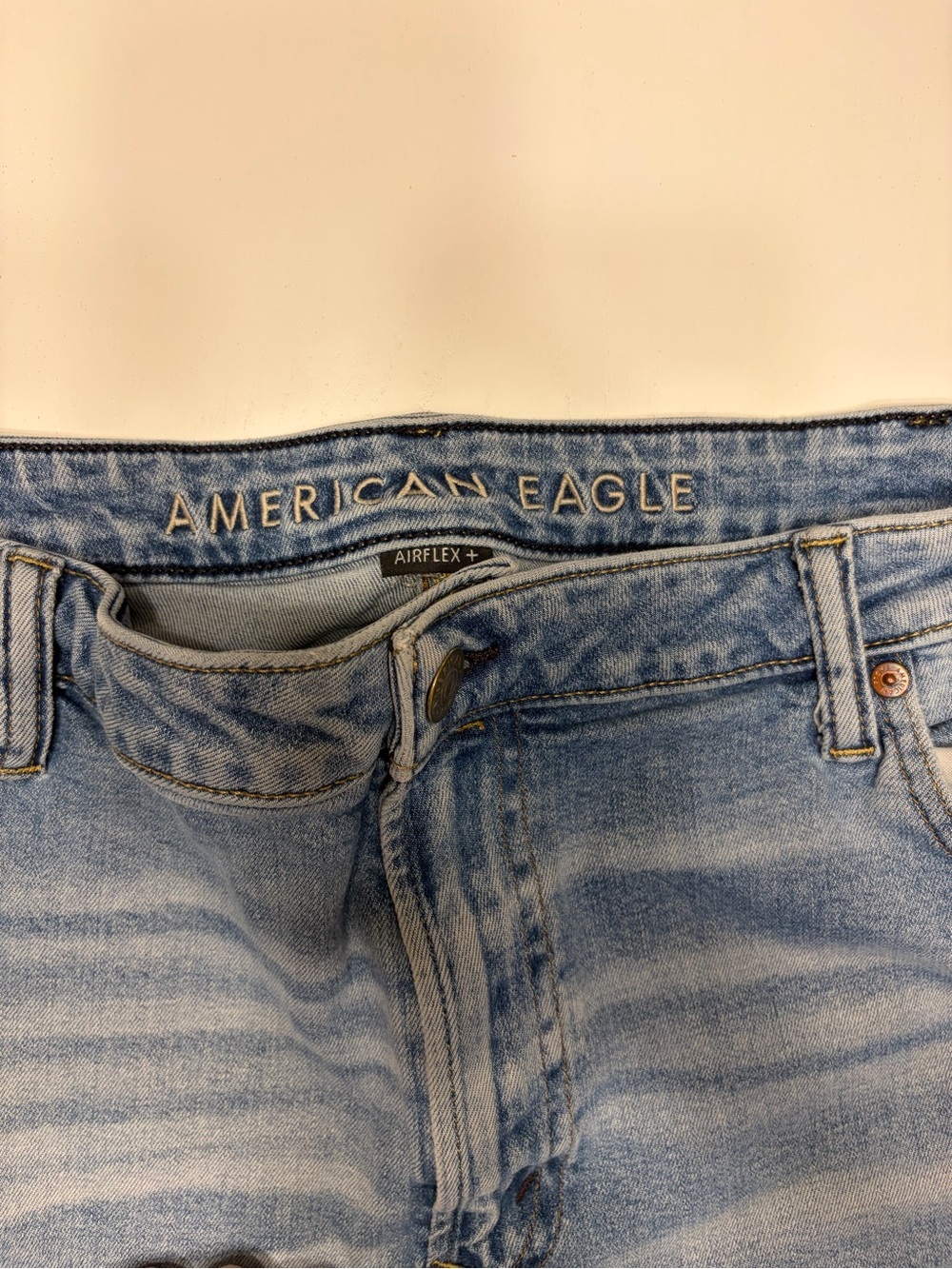 American Eagle Outfitters Light Blue Slim Straight Jeans - Picture 3 of 5